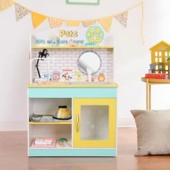 TeamsonUS Teamson Kids Little Helper Wooden Pet Care And Veterinary Clinic Playset