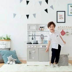TeamsonUS Teamson Kids - Little Chef Valencia Classic Play Kitchen - Grey