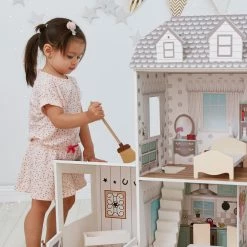 TeamsonUS Teamson Kids Dreamland Farm Dollhouse With 14 Accessories, White/Gray