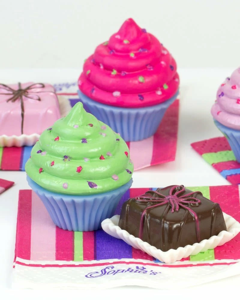 TeamsonUS Sophia's Cupcakes & Petit Fours Dessert Set For 18" Dolls