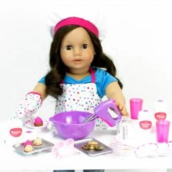 TeamsonUS Kids Sophia's Baking Apron, White Hat And Oven Mitts Set For 18'' Dolls, White