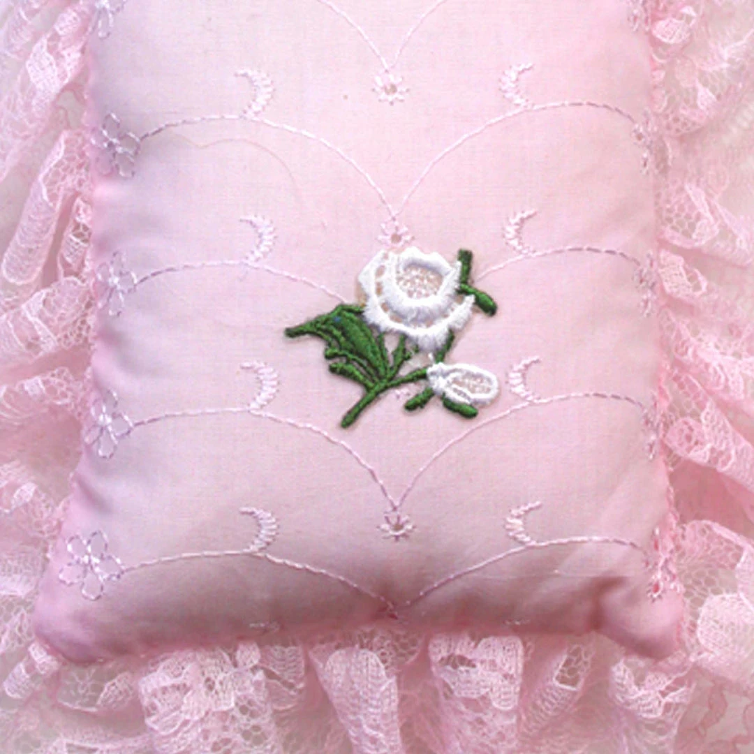 TeamsonUS Sophia's 3 Piece Eyelet Bedding Set For 18" Dolls, Light Pink